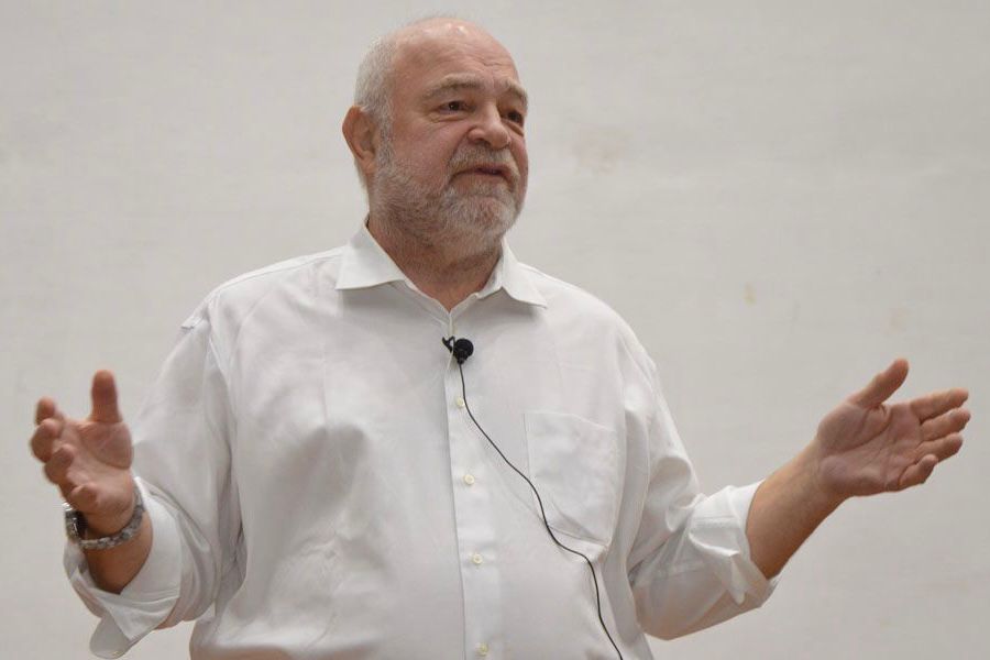 Viitorul comunicării: Program executiv intensiv la București