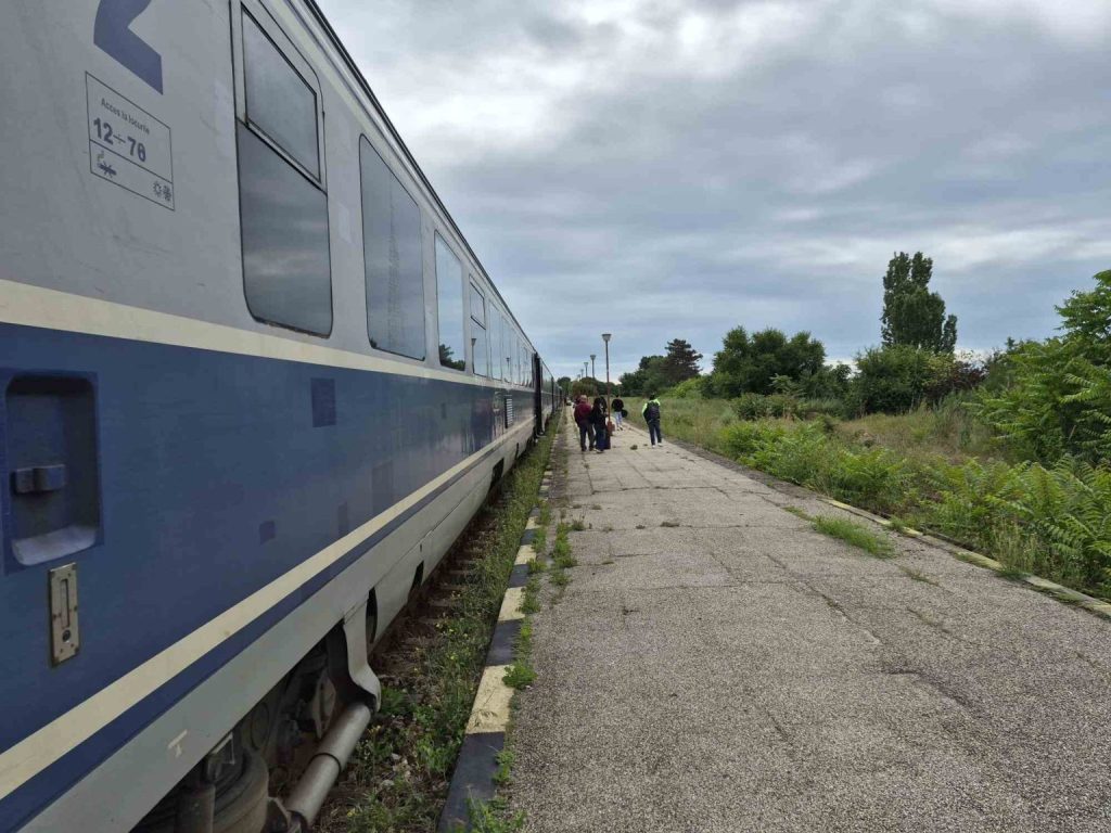 Șină ruptă între Eforie Nord și Sud. Trafic feroviar blocat spre București