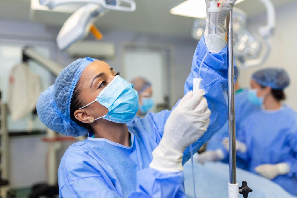 Salarii noi în Sănătate: Ce primesc medicii și asistentele