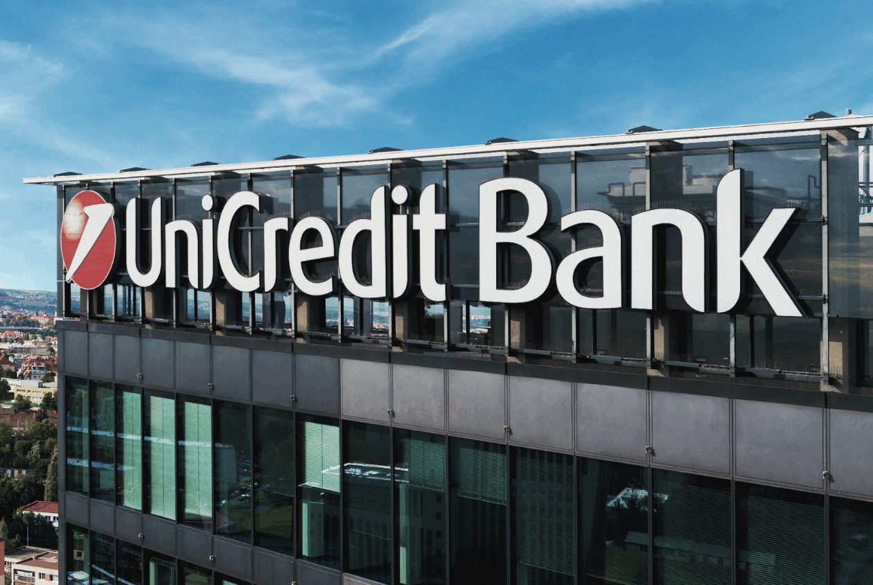UniCredit Bank finanțează achiziția Seatbelt Consulting de către Provectus Capital