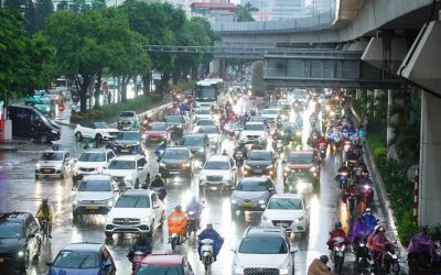 Caniculă în Nord: Furtuni VIN să aducă răcoare azi