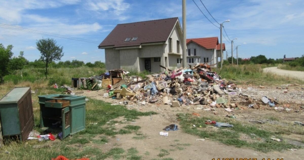 Case fără autorizație: un an pentru legalizare sau buldozerul vine