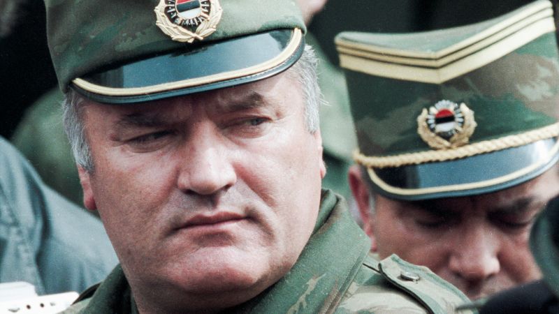 Mladić, „Măcelarul Bosniei”, a murit la 84 de ani