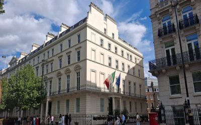 INTERNI expune la Londra arhitecturi efemere