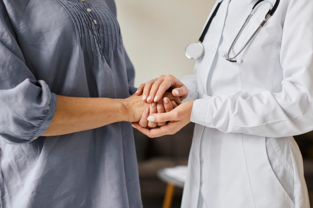 Simptome ignorate ce ascund cancerul. Atenție, pot apărea oricând