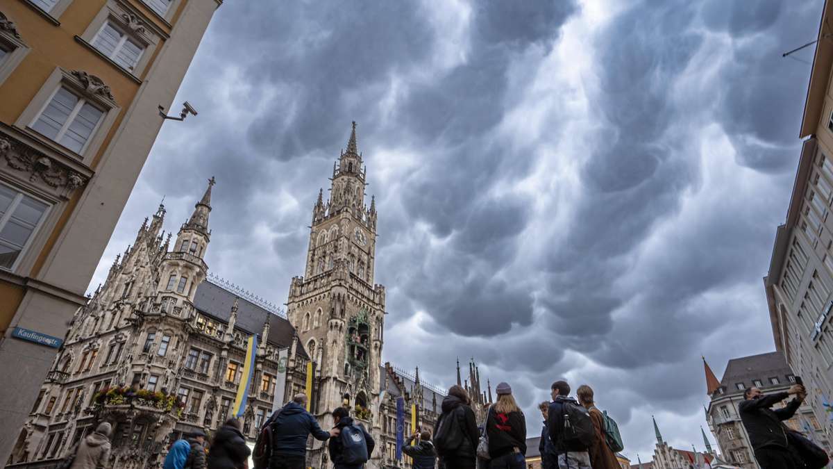 Val de căldură în Munchen, apoi furtună devastatoare
