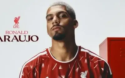 Araujo la Liverpool: mutare surpriză pe piața transferurilor