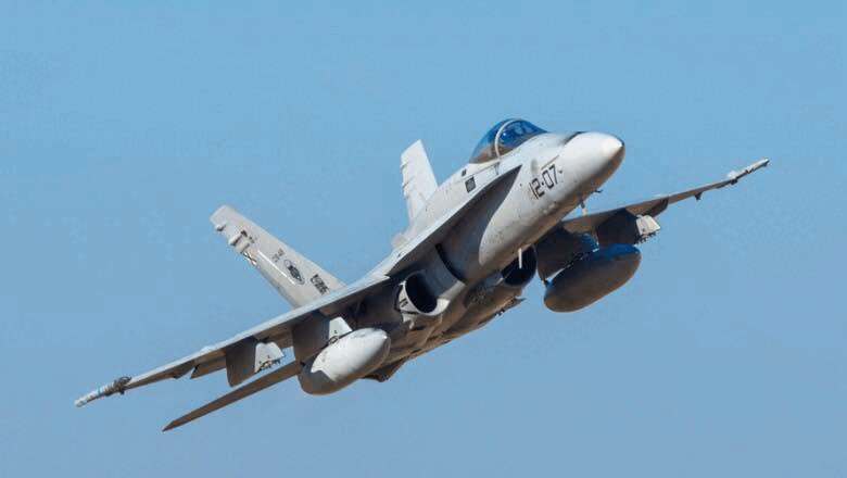Spania trimite șapte F-18 și un avion cisternă în România