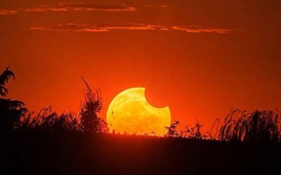 Eclipsa în România: Cele mai spectaculoase imagini surpinse