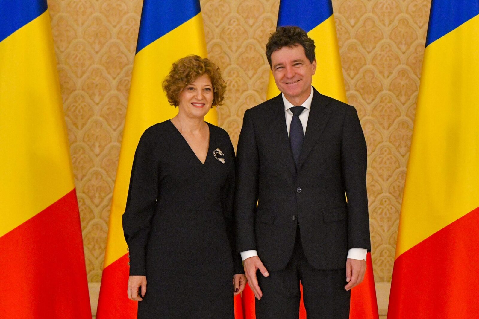 Cum să distrugi România: planul suprem al dușmanilor