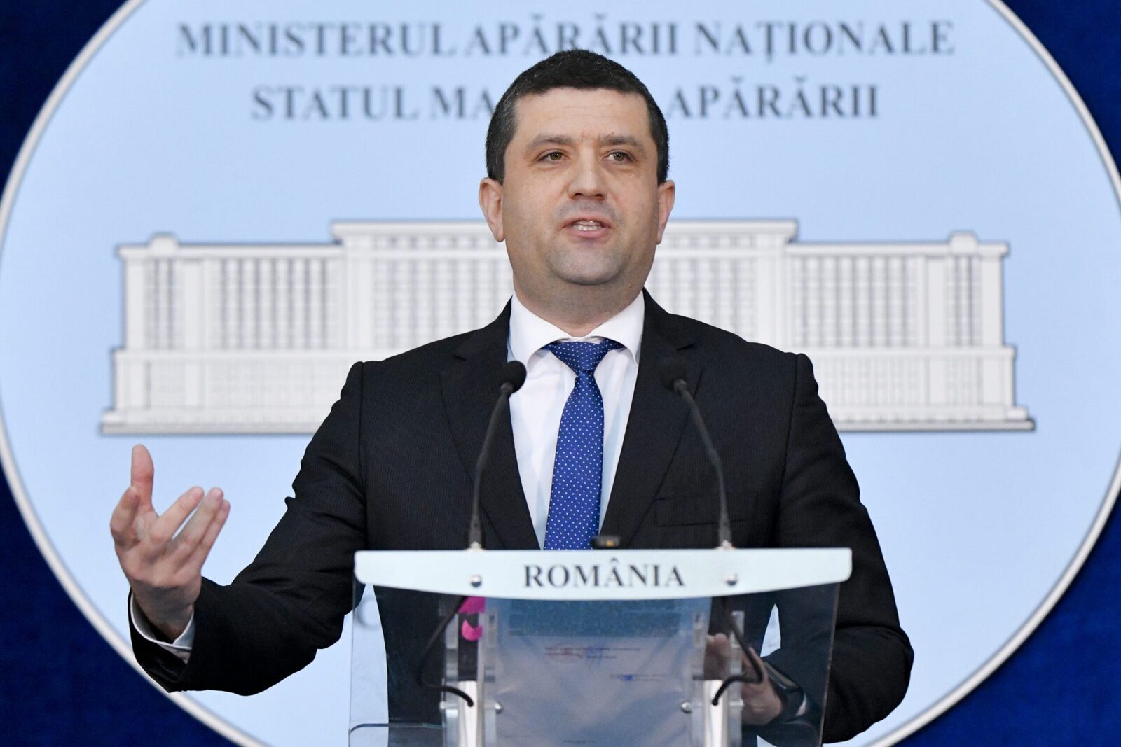 Bani pierduți pe curățenie: Românii nu vor ordine în casă