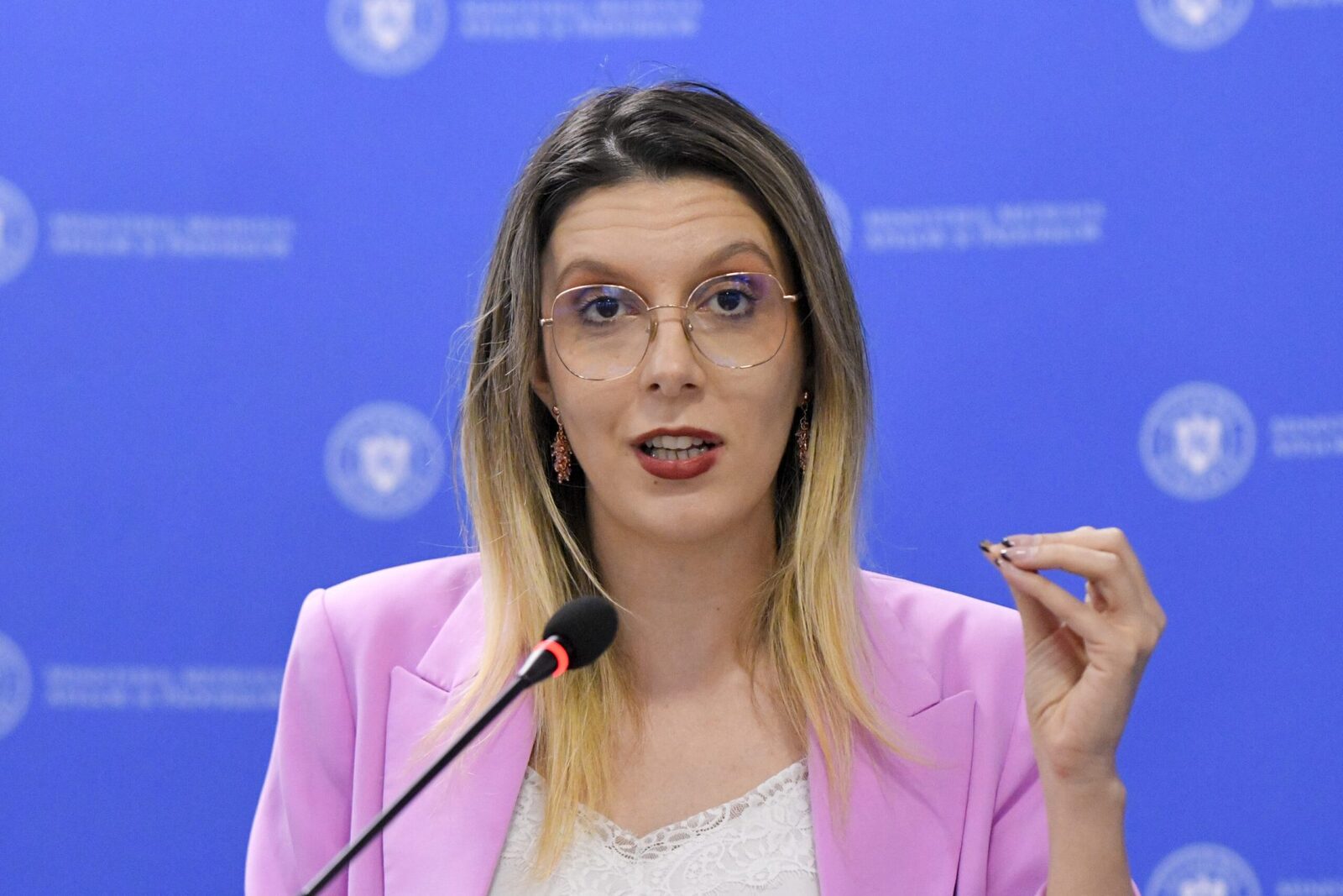 Democrațiile vestice, sub asaltul amenințărilor reale