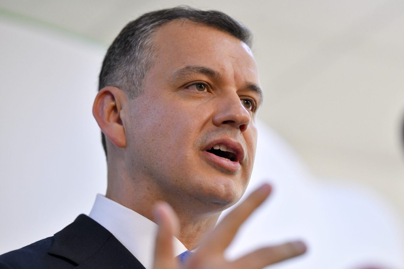 Legea salarizării, cheia echității în stat
