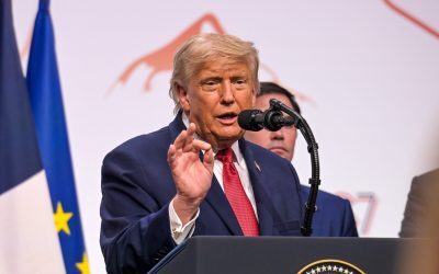 Trump atacă din nou cetățenia prin naștere în SUA