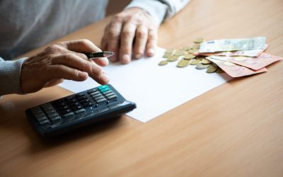 Facultate și muncă? Cum îți afectează vechimea pensia