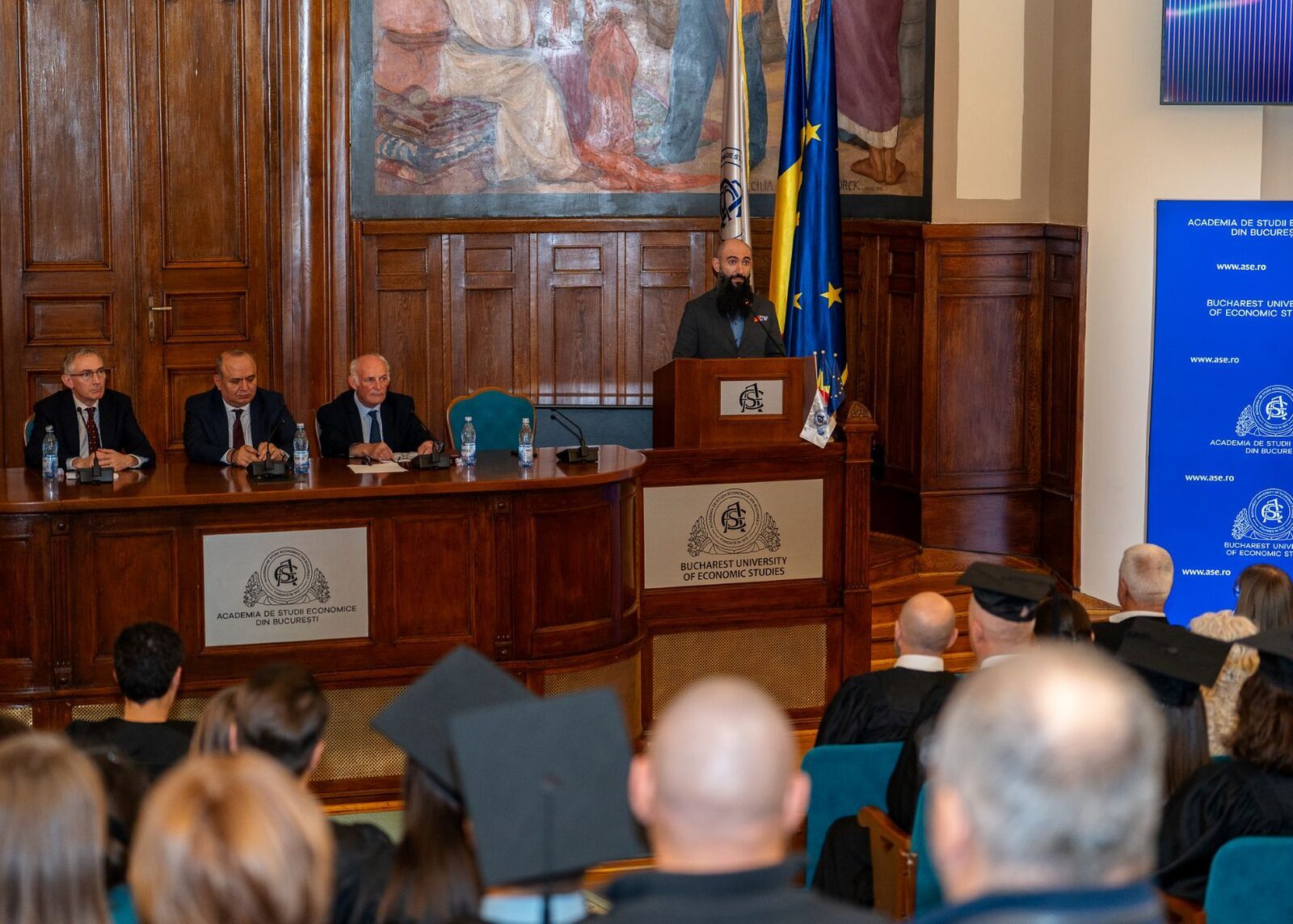 România: 32% din joburi vor cere studii superioare în 2035