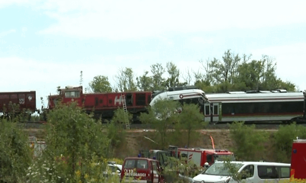 Accident feroviar grav în Croația: Tren de pasageri vs marfă, zeci de răniți