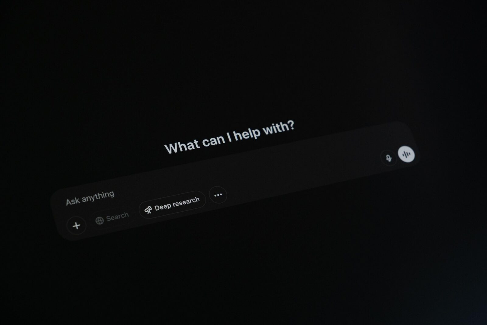 ChatGPT pe Windows: Asistentul care îți scapă ore de muncă