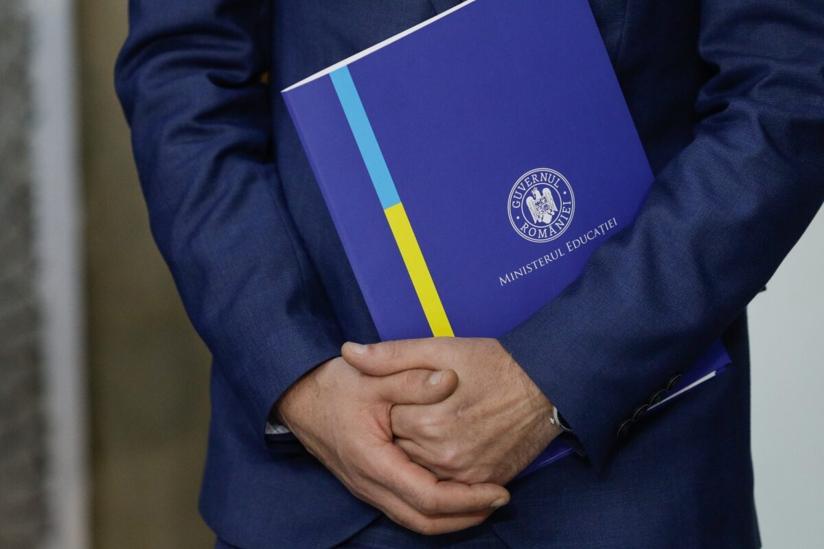 Ministerul Educației schimbă regulile din calendarul de mobilitate pentru anul școlar 2026-2027 / Ordinea în care se va face repartizarea profesorilor pe posturi începând cu 20 august, după reorganizarea școlilor – adresă oficială