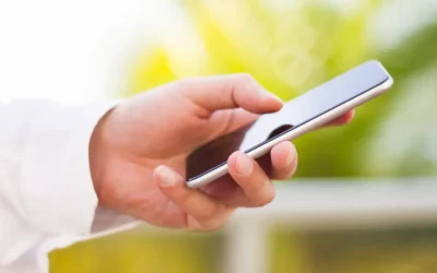 Telefon personal la muncă: Ești obligat să-l oferi