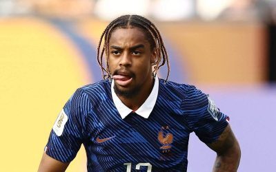 Liverpool bate palma cu PSG pentru Barcola