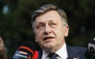Crin Antonescu, atac frontal la Nicușor Dan: „Demisionează dacă nu poți”