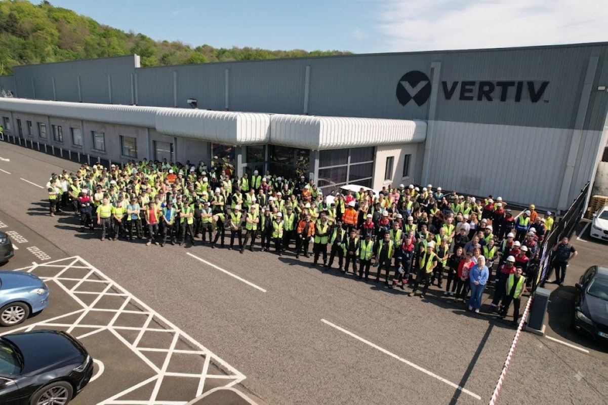 Vertiv extinde facilitățile din Irlanda