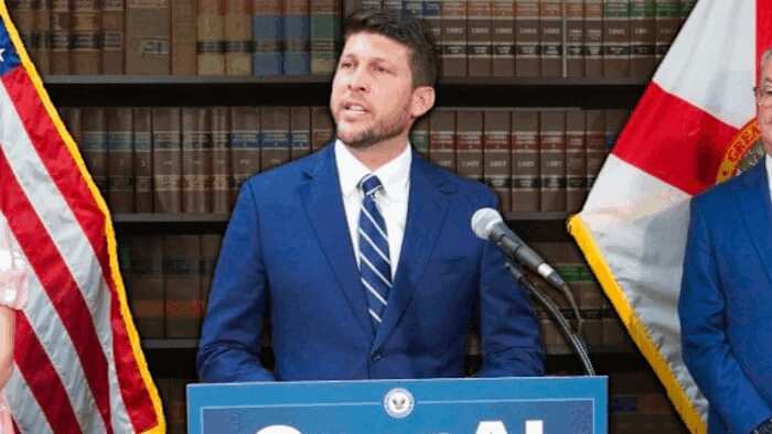 AG Florida: Braconajul lângă case, infracțiune gravă