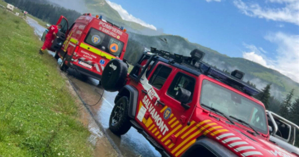 Bătrân salvat după 8 ore pe traseul spre Moldoveanu