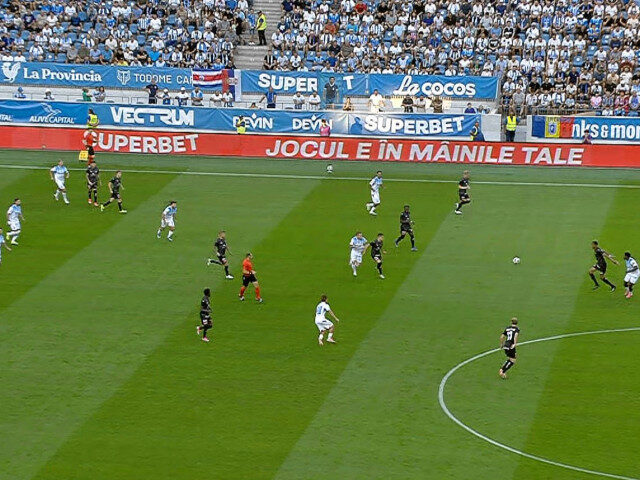 Universitatea Craiova, live text&video acum