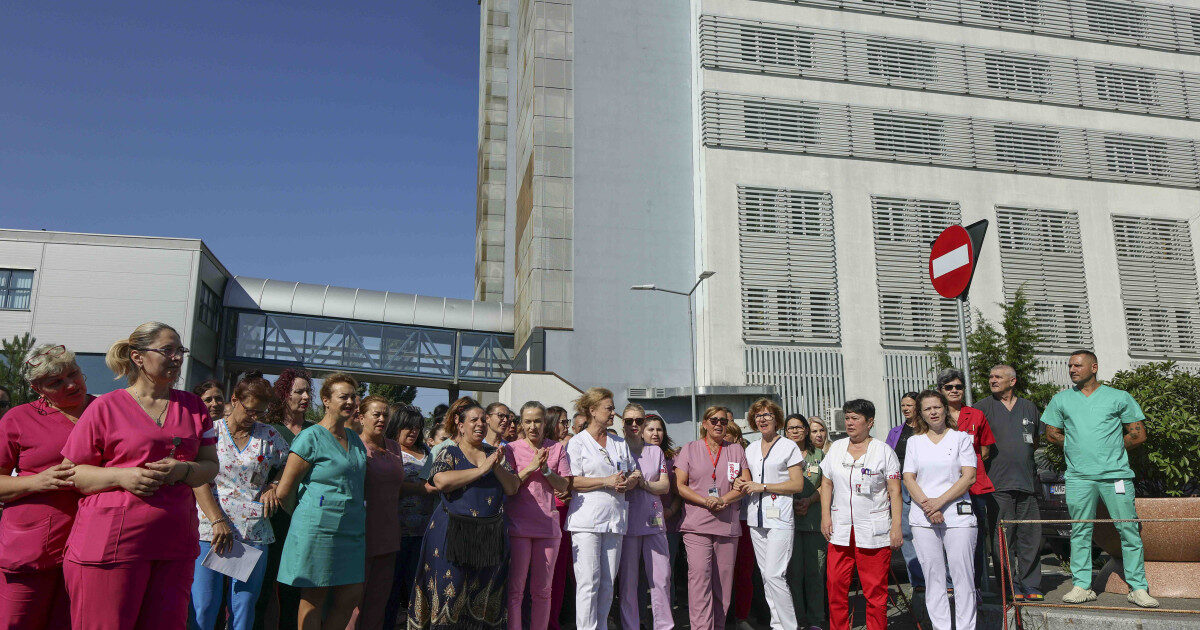 Salarii în Sănătate: Sindicatele au pus pe masă un nou model