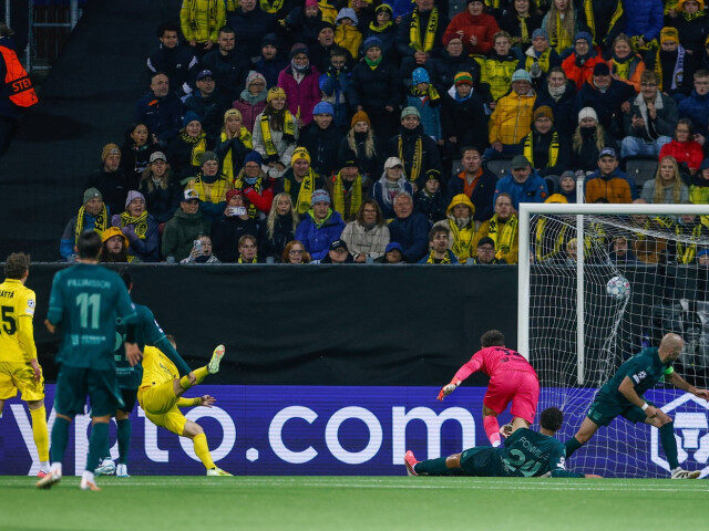 FOTBAL: Epuizați, au pierdut 0-5 după Champions League