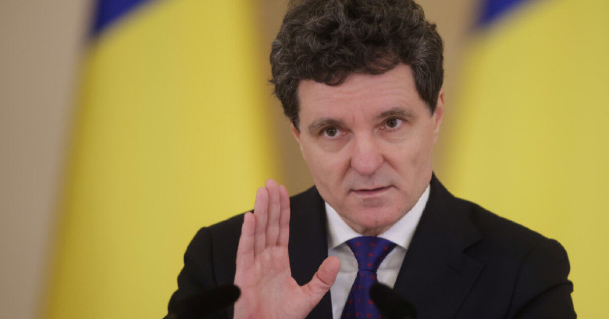Nicușor Dan: Eșec la Legea salarizării, 770 mil. € din PNRR pierduți