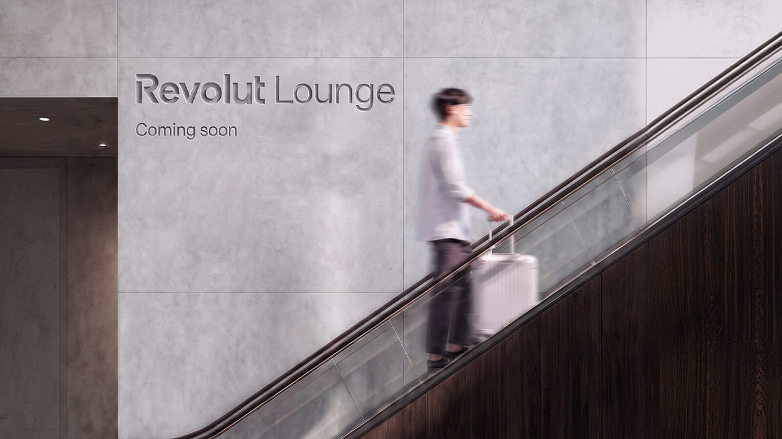 Revolut se extinde pe aeroporturi: lansează lounge-uri VIP