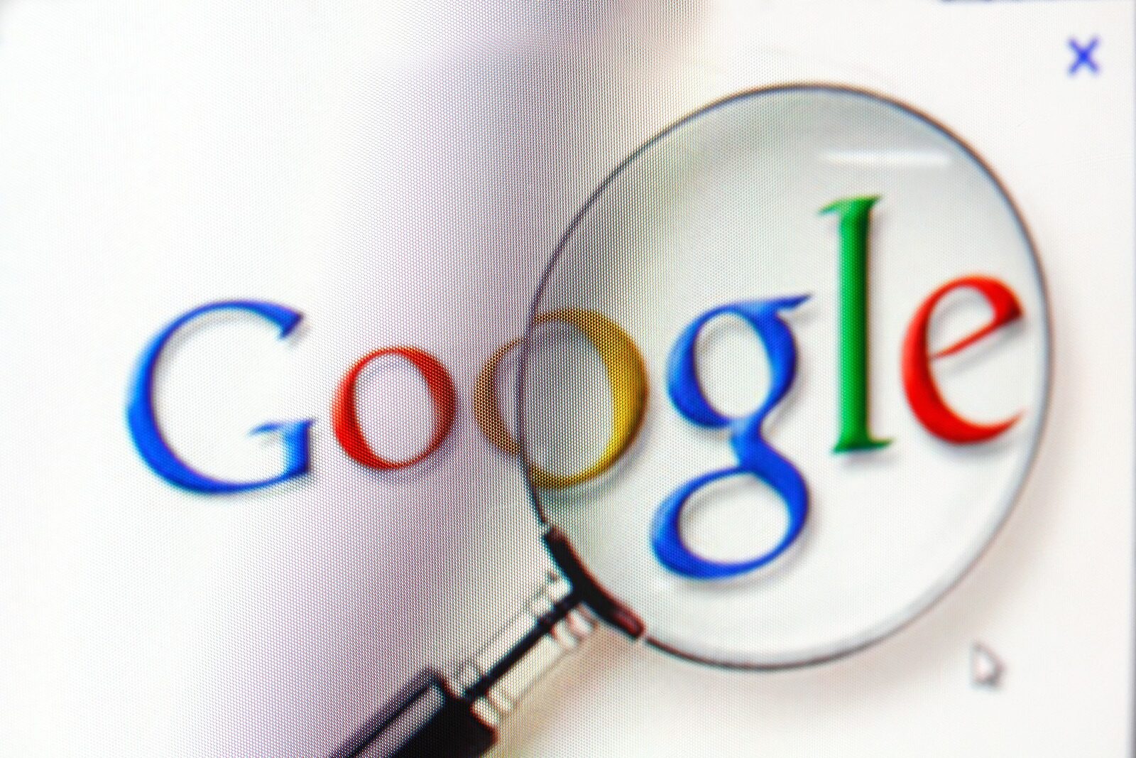 Google: Conducerea DeepMind, schimbată. Ce se întâmplă cu Gemini