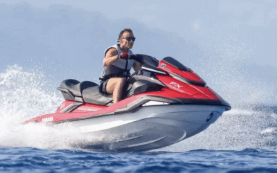 Macron pe jet-ski: Președintele francez, polemică în Franța