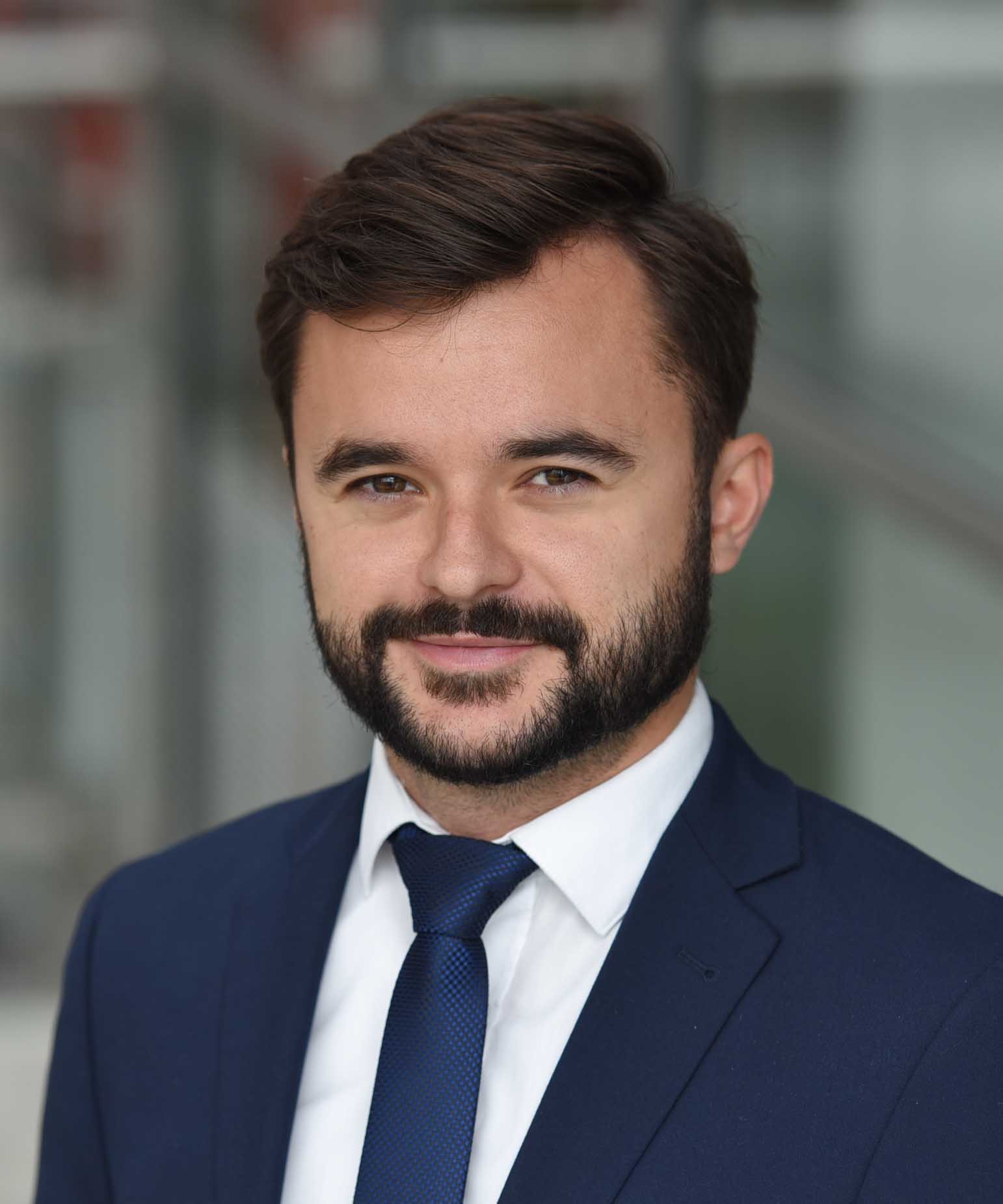 România, Pol de Servicii: 35,5 mld € cota sectorului