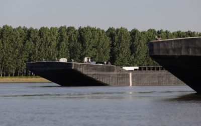 Pericol la Cernavodă: Scufundare barje, curenți greu de controlat