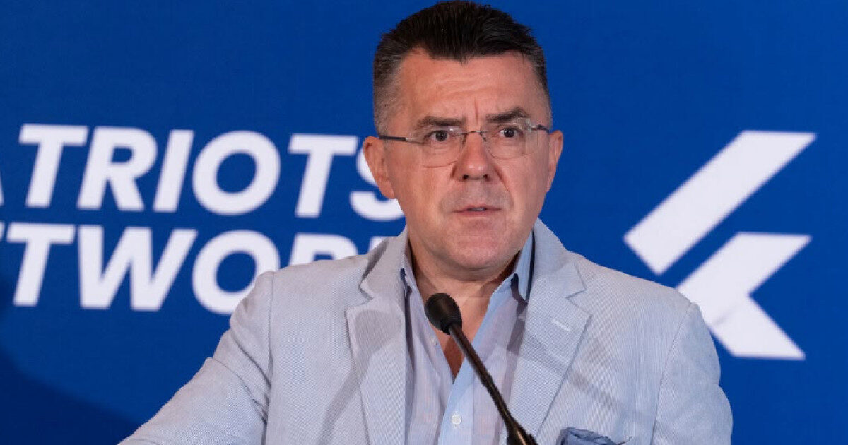 AUR, prins în capcana discuției despre parteneriatul civil