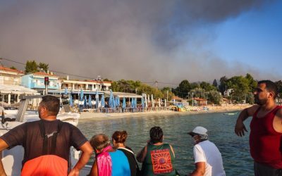 Incendiu mare în Halkidiki, vara românilor: mesaj de la consulat