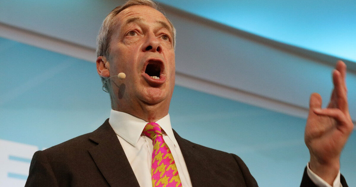 Farage revendică victoria în alegerile parțiale, voturi încă se numără