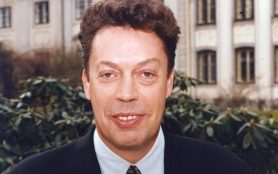TIM CURRY, ICONICUL ACTOR, S-A STINS DIN VIAȚĂ LA 80 DE ANI