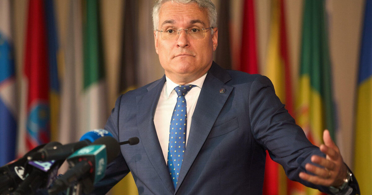 Pîslaru amână legea salarizării: Încă 2 săptămâni de negocieri