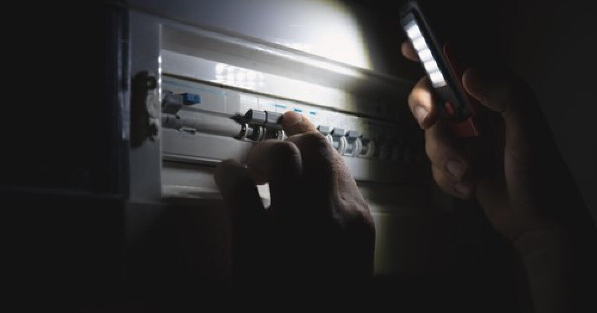 România, la un pas de blackout. Experții avertizează: riscăm raționalizări