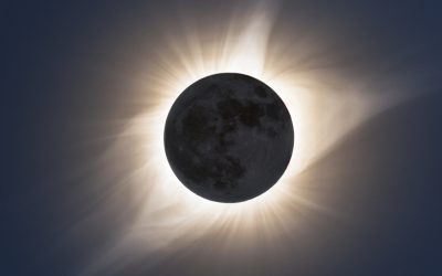 Eclipsa face ravagii: Cazarea în Europa, peste 1000 USD/noapte