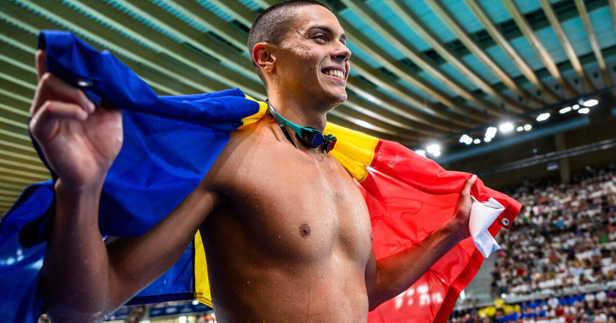 Popovici, în semifinale la 200m. Marea finală, un pas spre AUR