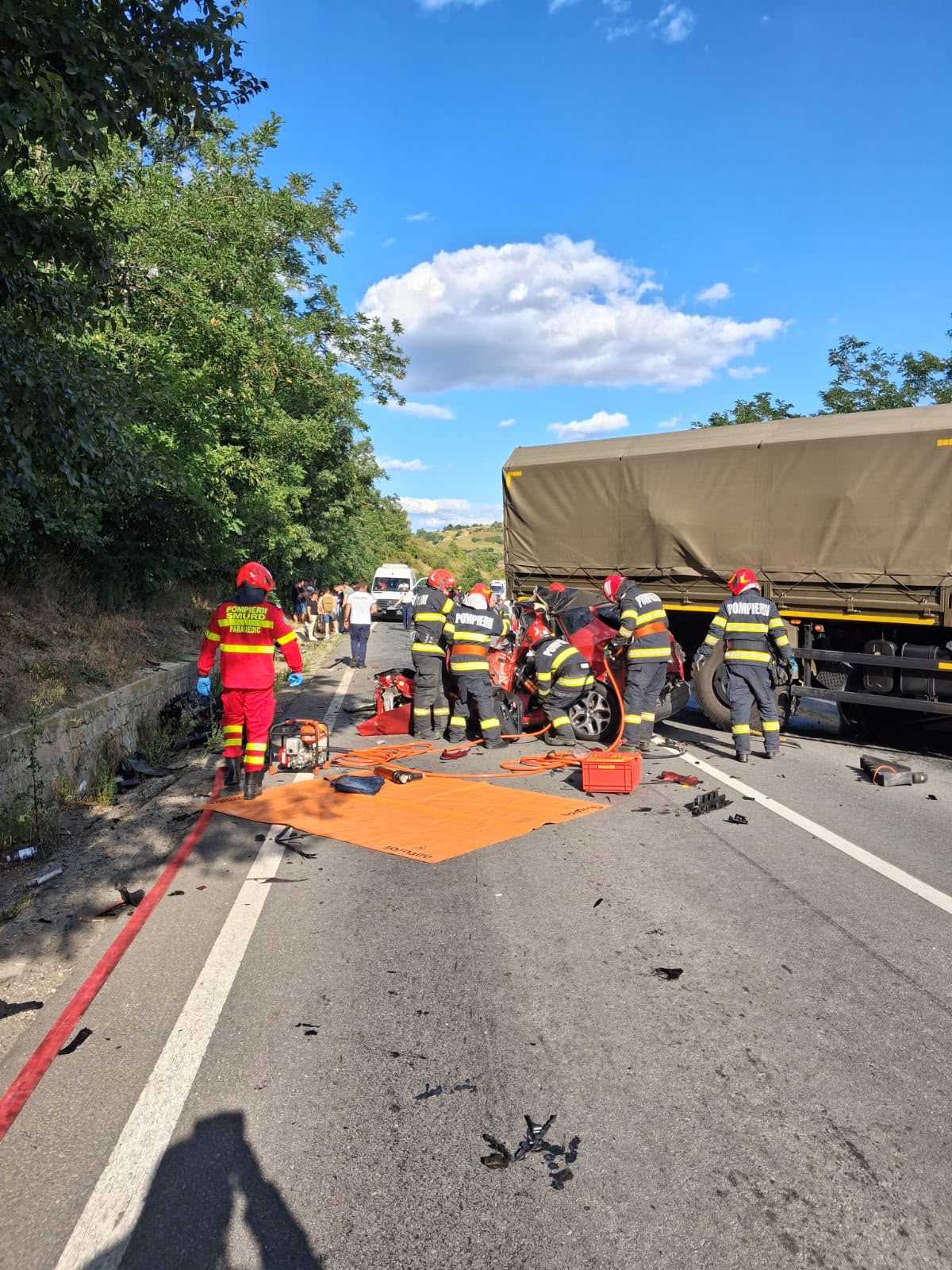 Mureș: Doi adulți și un copil, morți în accident rutier grav