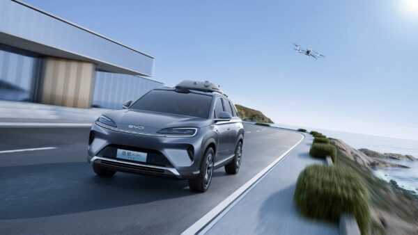 China: Vehicule „verzi” depășesc 60% din piață