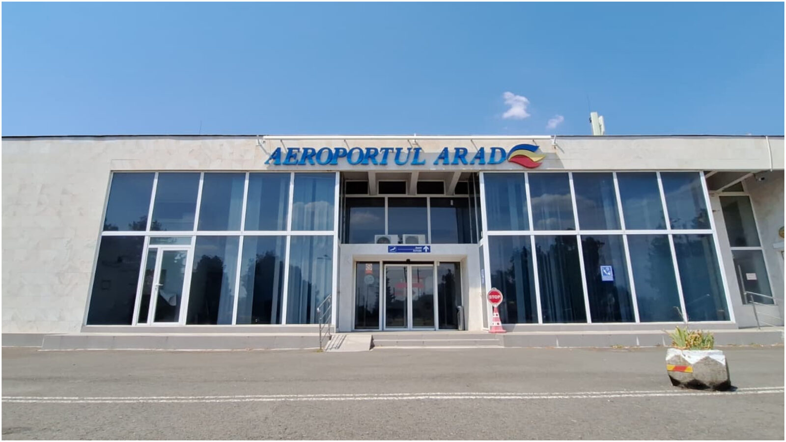 ARAD Fără kerosen, zbor spre Antalya a aterizat forțat la București