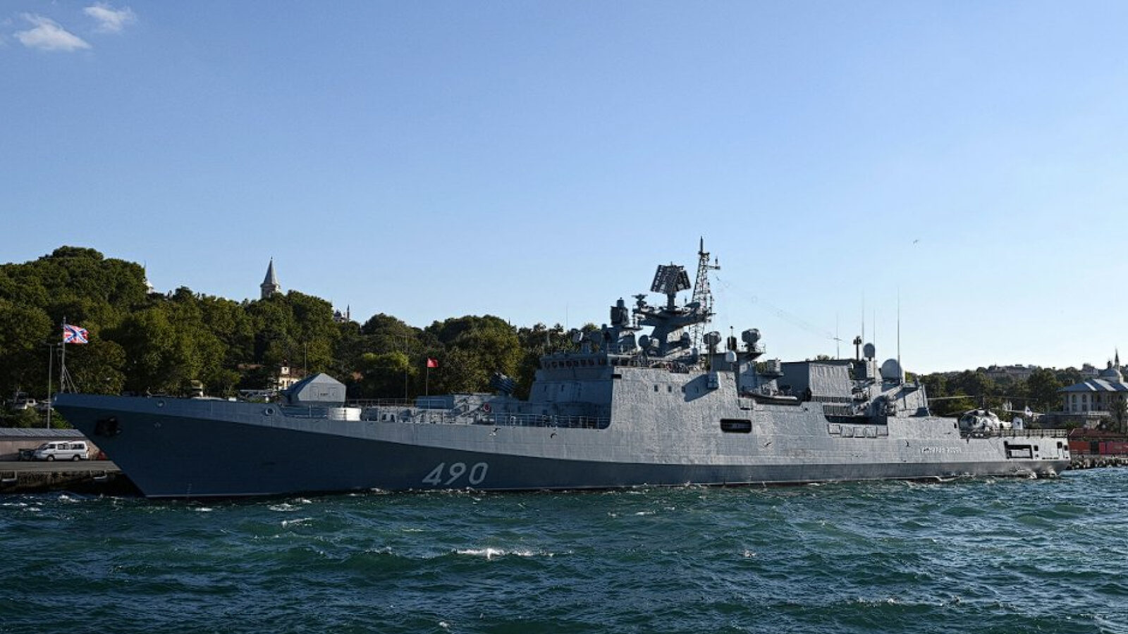 Nave rusești lovite la Novorossiisk: 2 fregate cu rachete Kalibr distruse